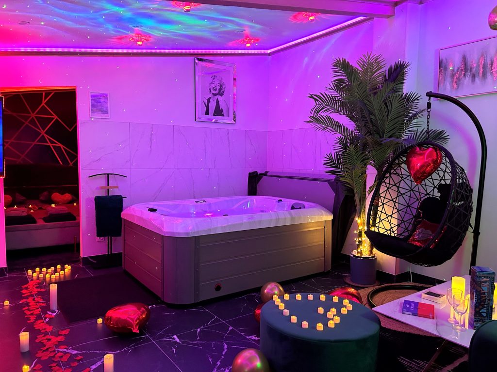Love Room Nancy