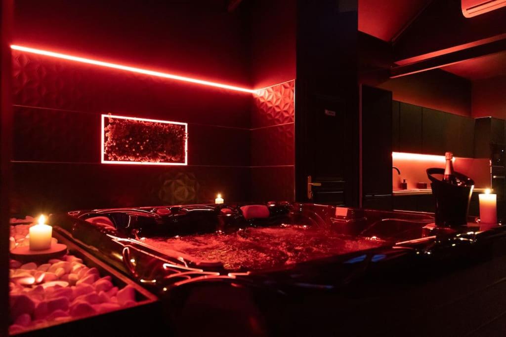 Love Room Tourcoing
